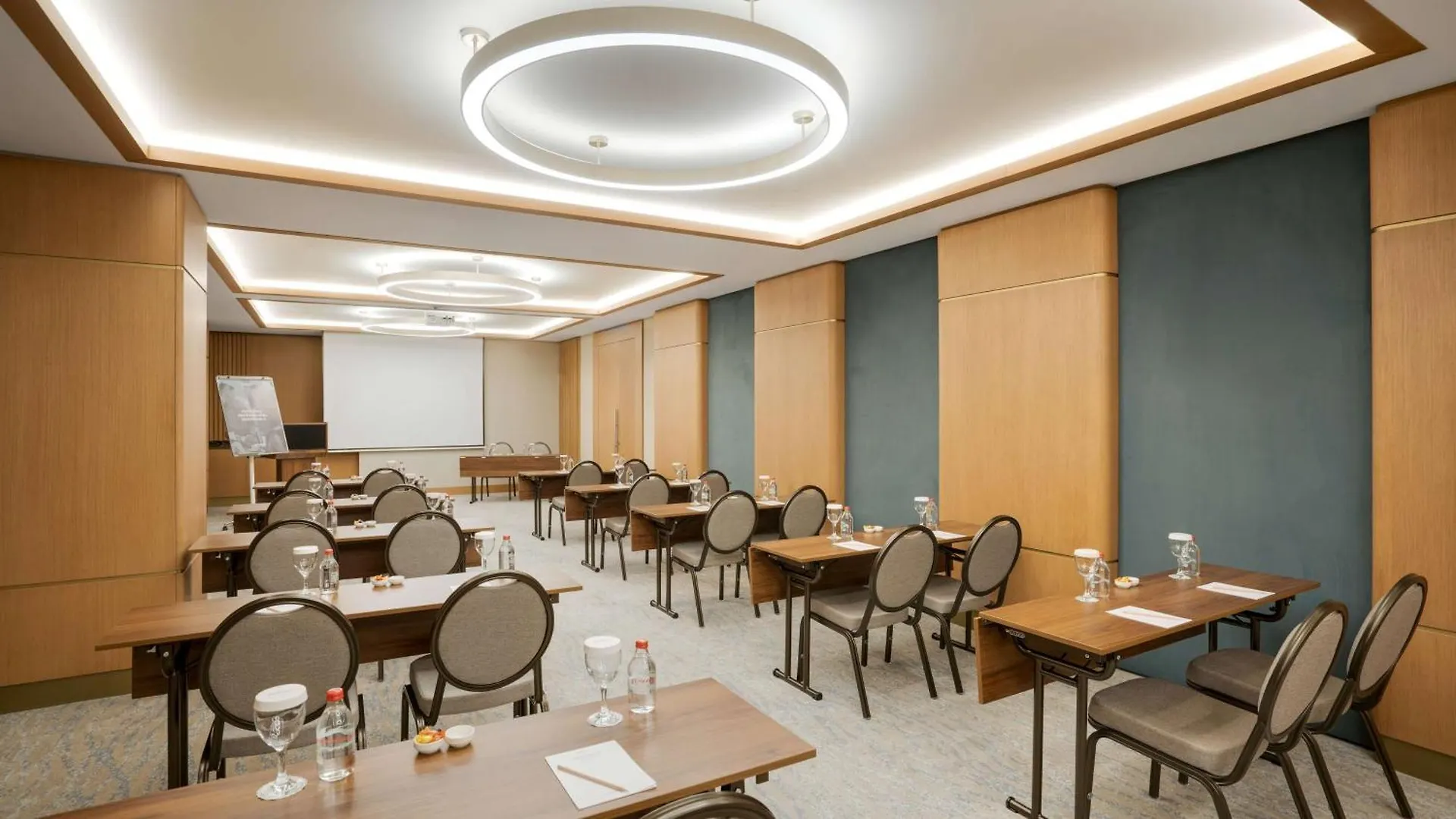 Radisson Hotel Istanbul Merter