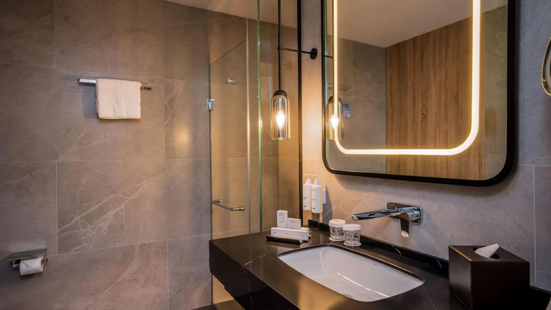 Radisson Hotel Istanbul Merter