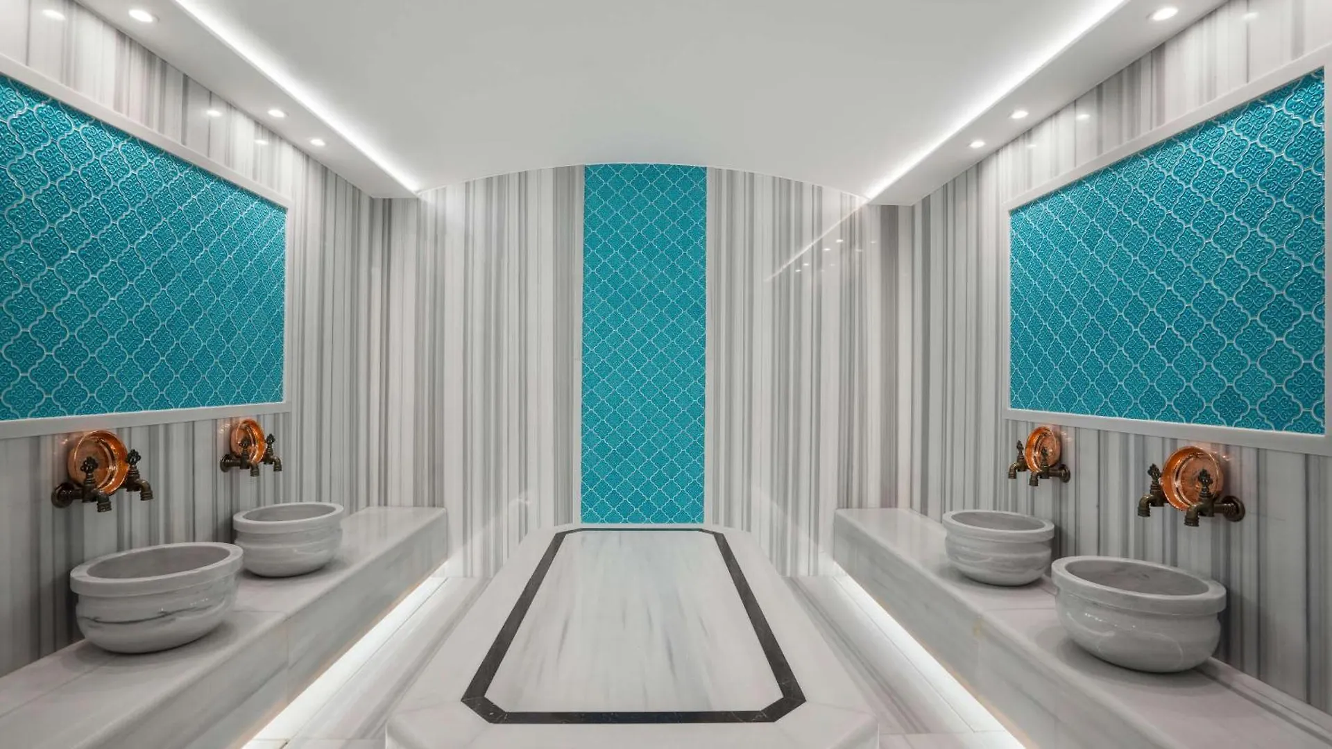 Radisson Hotel Istanbul Merter 0*,